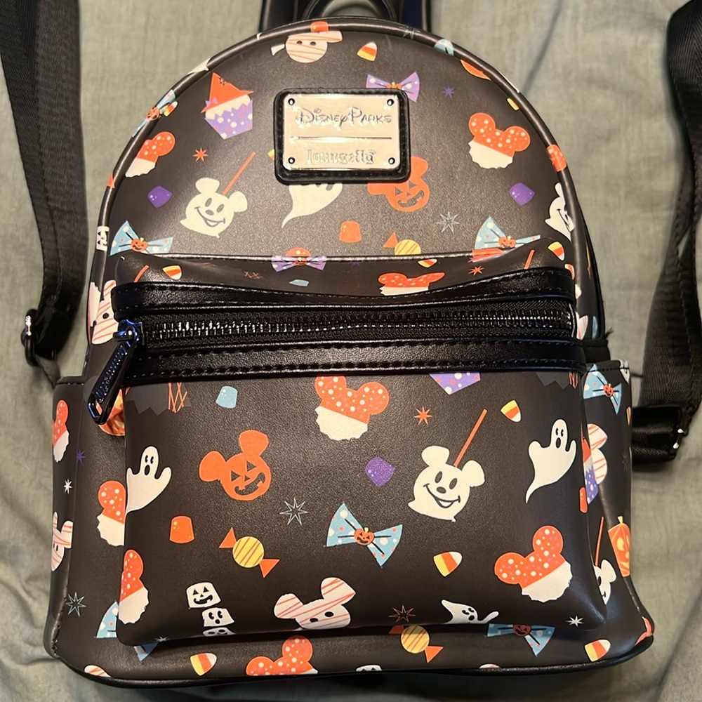 Disney Halloween loungefly